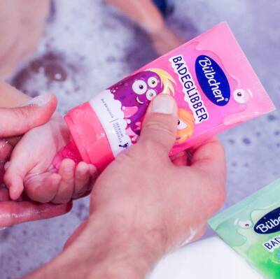 Bübchen Badeglibber Banyo Eğlence Köpüğü Pembe 130 ml - BÜBCHEN (1)