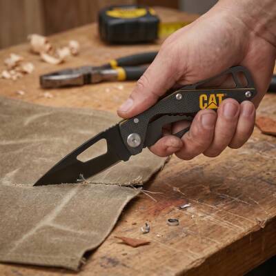 CAT DA980265 Kemer Askı Kancalı Katlanabilir 13CM Paslanmaz Çelik Siyah Kamp Çakısı - Cat (1)