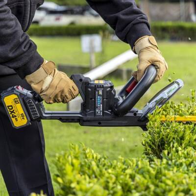CAT DG220 18Volt 4.0Ah Li-ion Tek Akülü Kömürsüz 61CM Profesyonel Çit Budama - 7