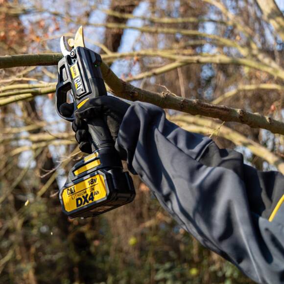 CAT DG236 18Volt 2.0A Li-ion Tek Akülü Profesyonel Kömürsüz Dal Budama Makası - 6