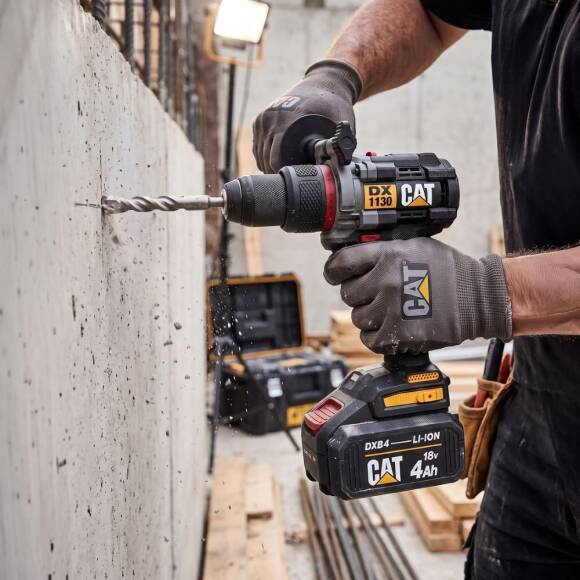 CAT DX1130.1 18Volt/4.0Ah Li-ion 80Nm Çift Akülü Kömürsüz Profesyonel Şarjlı Darbeli Matkap - 4