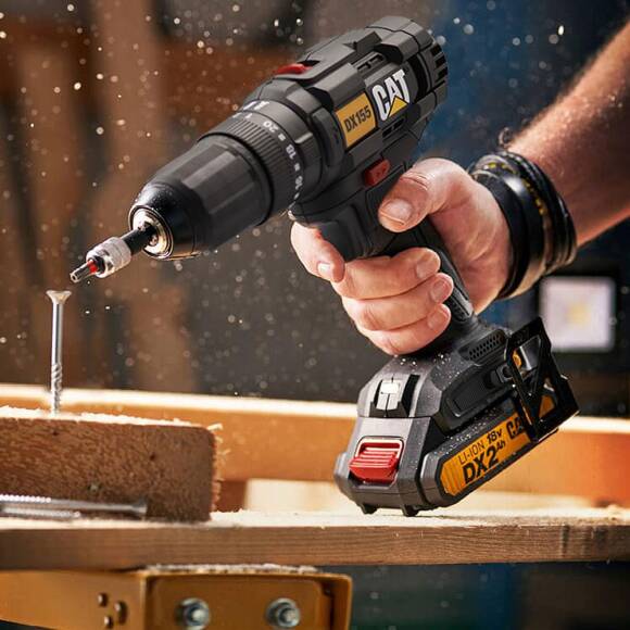CAT DX155.1SET 18Volt/2.0Ah Li-ion Çift Akülü Profesyonel Şarjlı Darbeli Matkap + DA01901 32 Parça Vidalama Uç Seti - 8