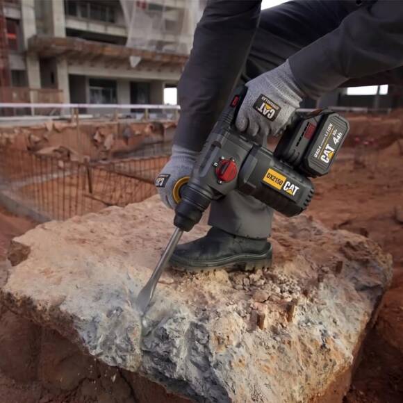 CAT DX2150 18Volt/4.0Ah 2.8J Li-ion Çift Akülü Kömürsüz Profesyonel SDS-Plus Kırıcı/Delici - 9