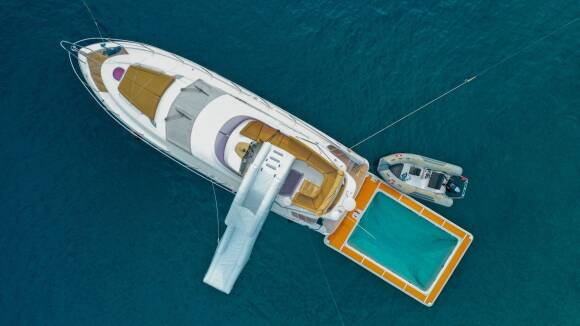 Deluxe Water Pool 8.2 m | Luxe Floating Family Pool - 2