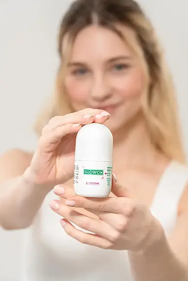 GLOWON Alpha Arbutinli Kadın Roll-On Deodorant 50ml – Koyu Leke Karşıtı ve Pudrasız - 4