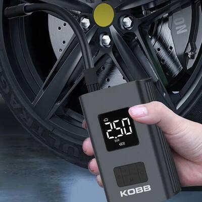 KOBB KB425 12V / Şarjlı Li-ion 150 PSI Dijital Göstergeli Akıllı Lastik Şişirme Pompası+ Powerbank + SOS + Led Lamba - Thumbnail