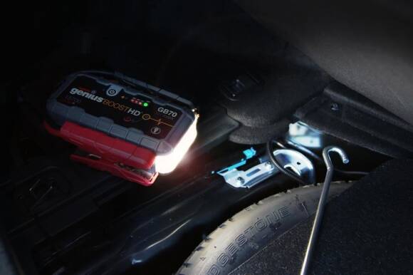 NOCO Genius GB70 12V 2000Amp Ultrasafe Lityum Akü Takviye + Powerbank + Led Lamba - 5