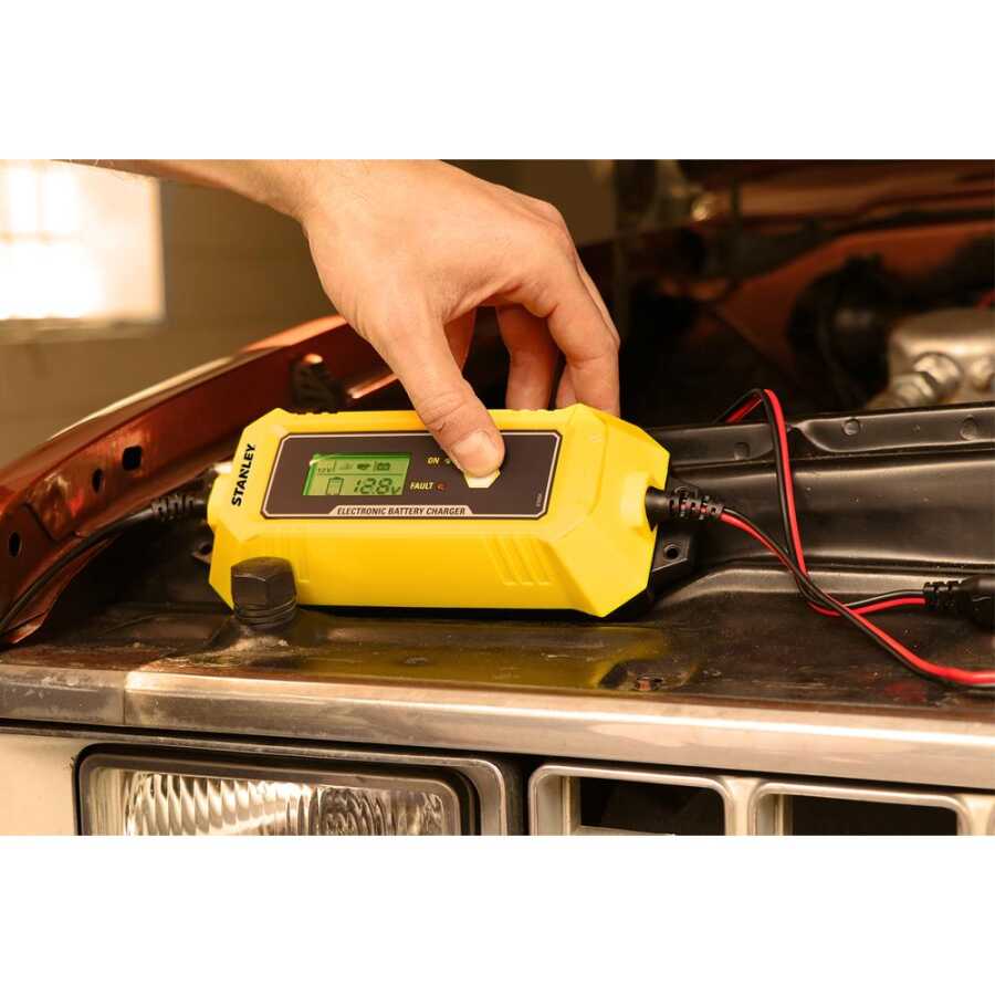 STANLEY SXA26 12V 250A Dijital Akü Şarj ve Akü Bakım Cihazı Fiyatı