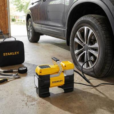 STANLEY SXIF0001 12Volt 150 PSI Dijital Basınç Göstergeli Lastik Şişirme Pompası + Led Lamba - 3