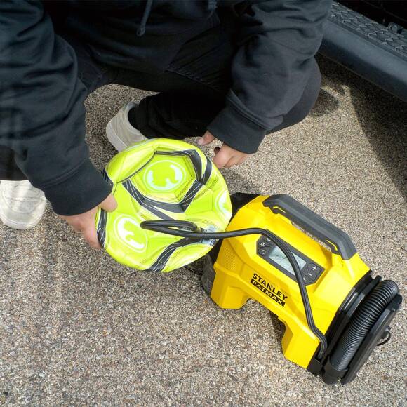 STANLEY SXVI02001 12V/18V 160 PSI Dijital Göstergeli Lastik&Yatak Şişirme+Araç Süpürgesi (Akü Dahil Değildir) SXVI02001 - 4