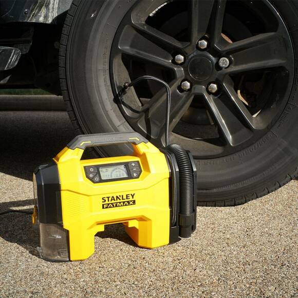 STANLEY SXVI02001 12V/18V 160 PSI Dijital Göstergeli Lastik&Yatak Şişirme+Araç Süpürgesi (Akü Dahil Değildir) SXVI02001 - 5
