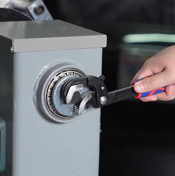 WORKPRO WP202574 2 Parça Otomatik Kilitlemeli Çok Fonksiyonlu Profesyonel Boru Anahtarı/ Levye Seti - 7