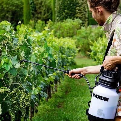 Worx - WORX WG829E 20Volt 2.0Ah. Li-ion 5Lt. Omuz Askılı Basınçlı İlaçlama ve Dezenfektan Pompası (1)