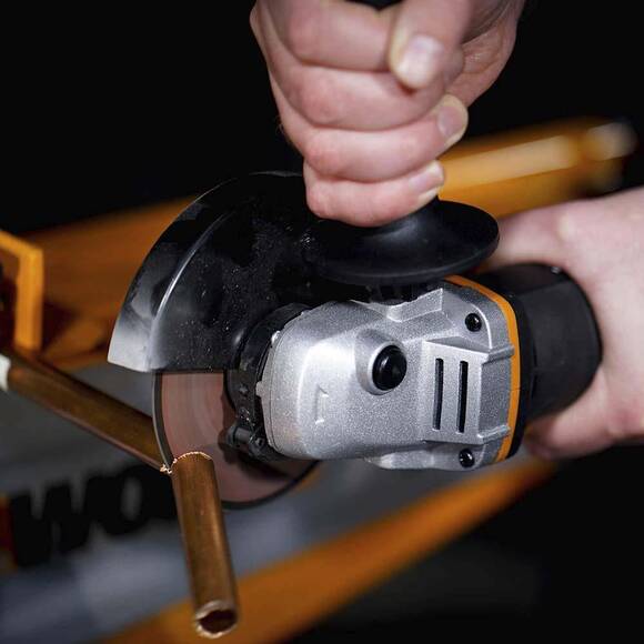 WORX WX803 20Volt 2.0/4.0 Ah. Li-ion Çift Akülü 125mm Profesyonel Şarjlı Avuç Taşlama - 10